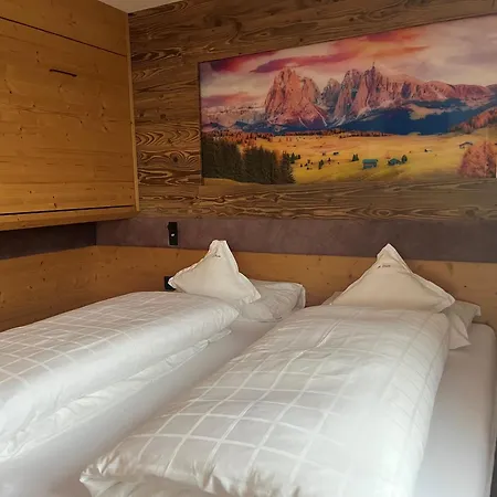 A Sosta Apartment Selva di Val Gardena Exterior photo